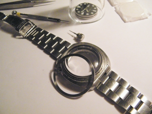Harry's Vintage Seiko Blog: How to fit a domed sapphire crystal (Seiko  6309-7040)